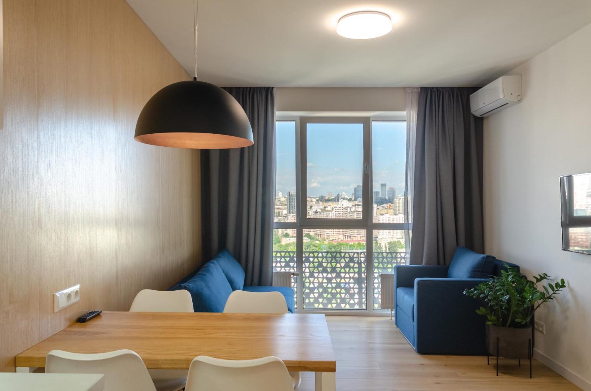 Petrovdom 205-206 Panoramic City View Apartments At Rc Kvartet, Central Railway Station Kyiv Exterior photo